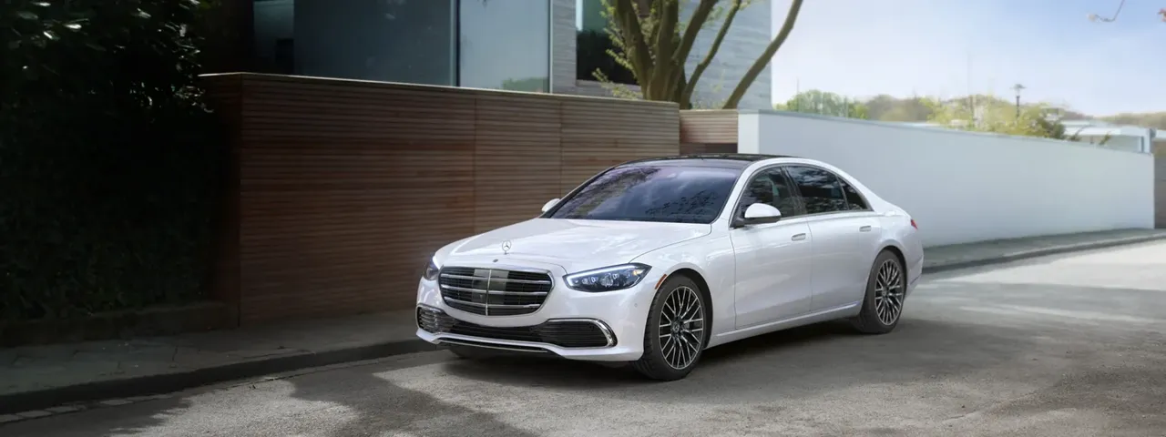 Mercedes-Benz S580 Sedan rental #2
